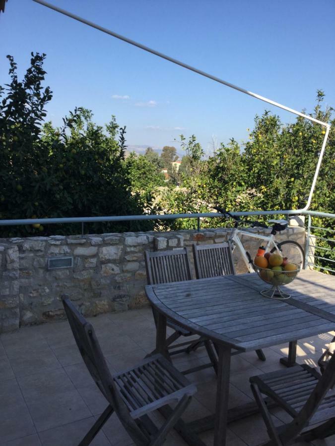 Seafront Apartment Ιι In Kiveri, Near Nafplion. Kültér fotó